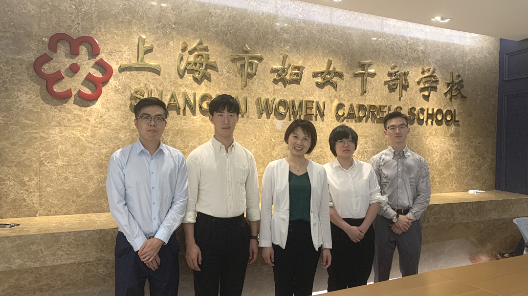 桂芳芳律师带领团队赴上海市妇女干部学校开展模拟法庭实训