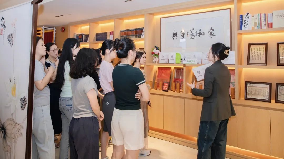 这家百年央企，近日到访家与家