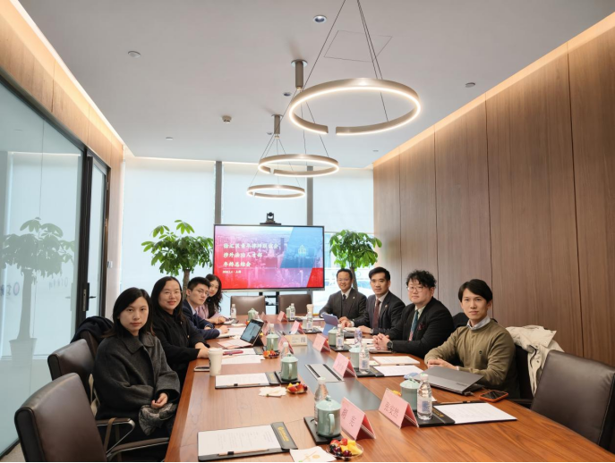 徐汇青律联涉外法治人才部举办年终总结会，家与家郑芷茹律师做交流分享